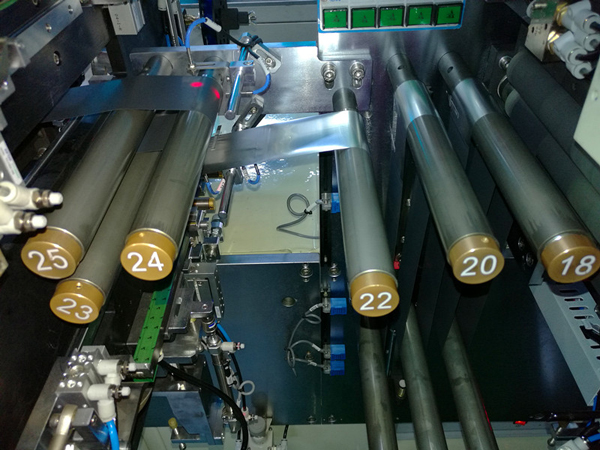 英威腾DA200高性能交流伺服系统在全自动锂电池制片机上的应用