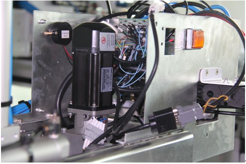 英威腾交流伺服系统在注塑机专用机械手上的解决方案